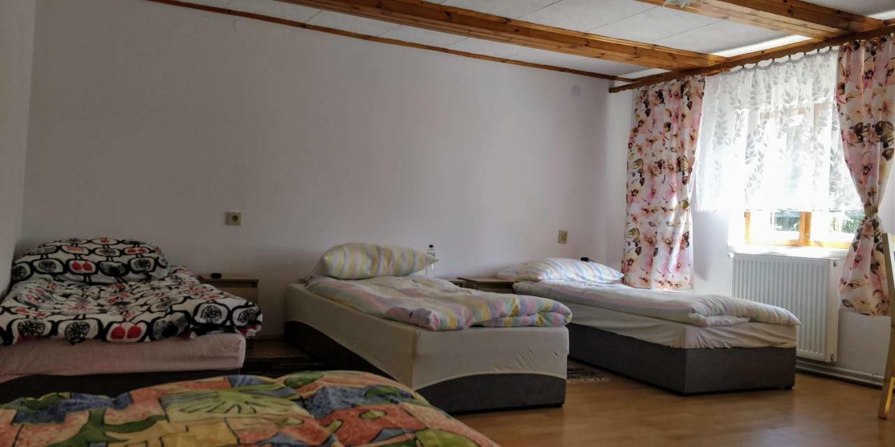 Noclegi U Anny 볼레스와비에츠 외부 사진
